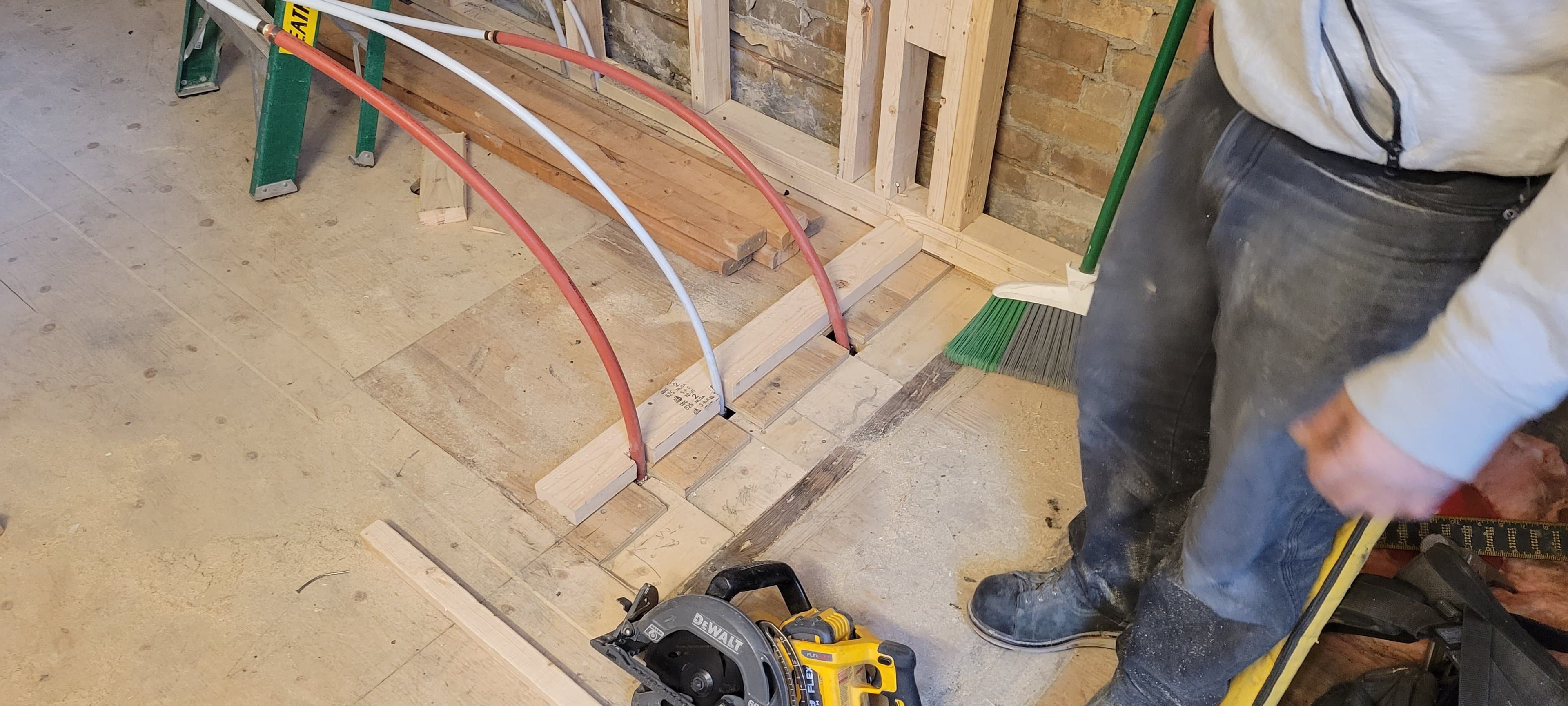 Structural Framing Cody photo 17